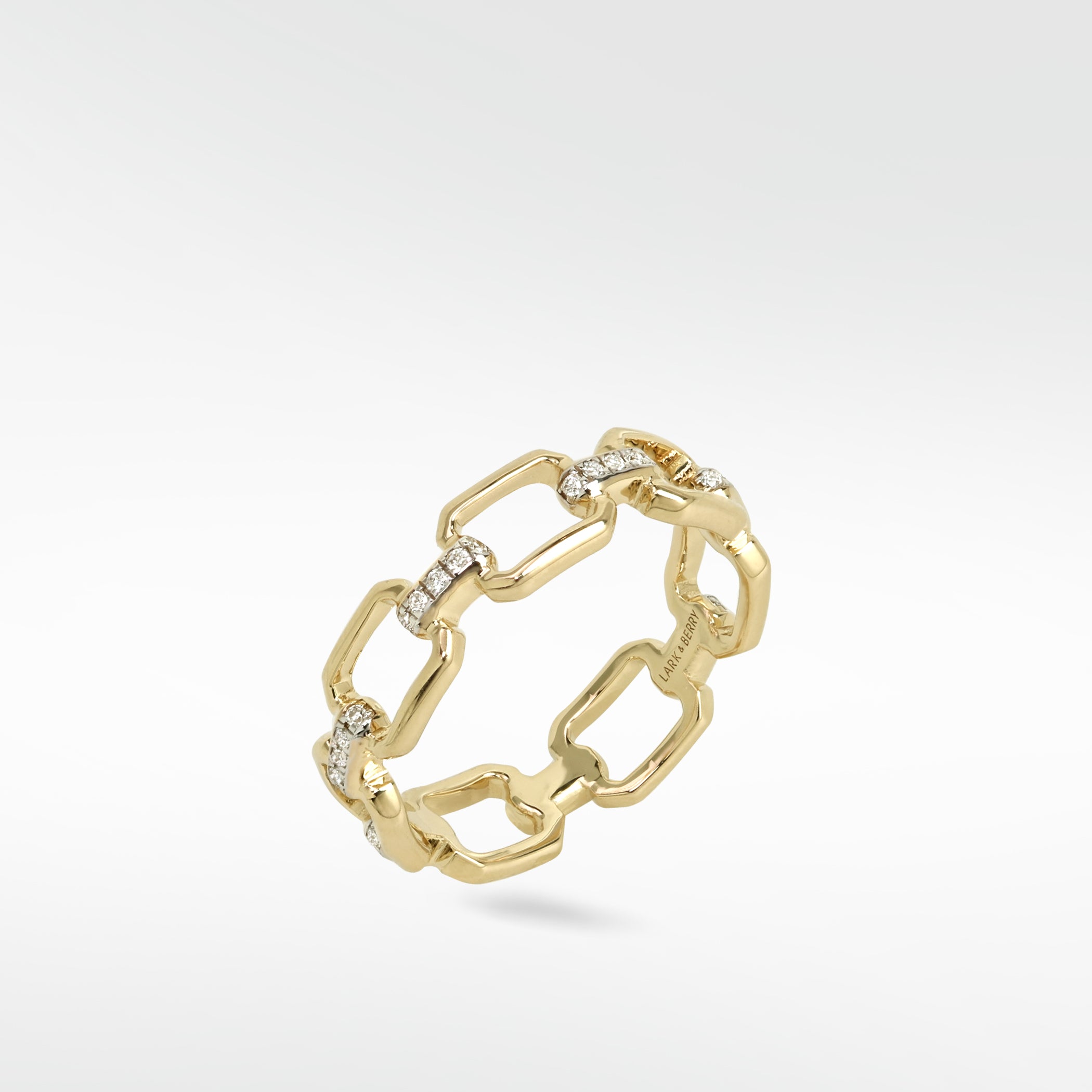 Nexus Chain Ring