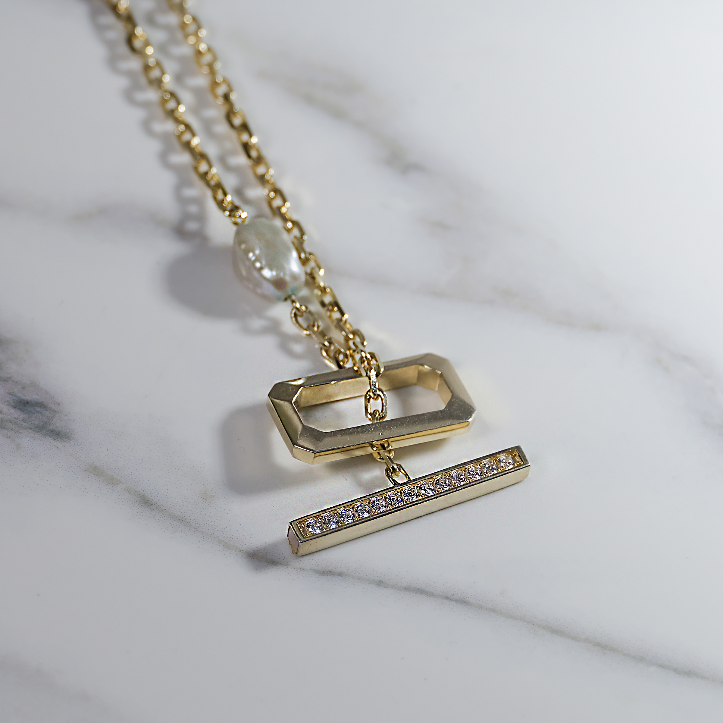 Golden Elegance Bar Necklace