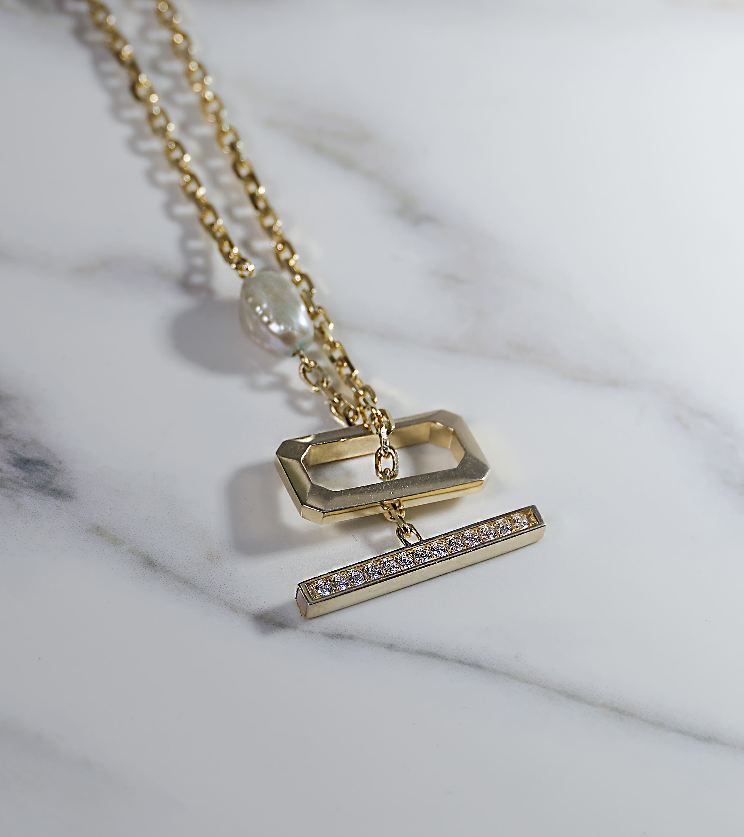 Golden Elegance Bar Necklace