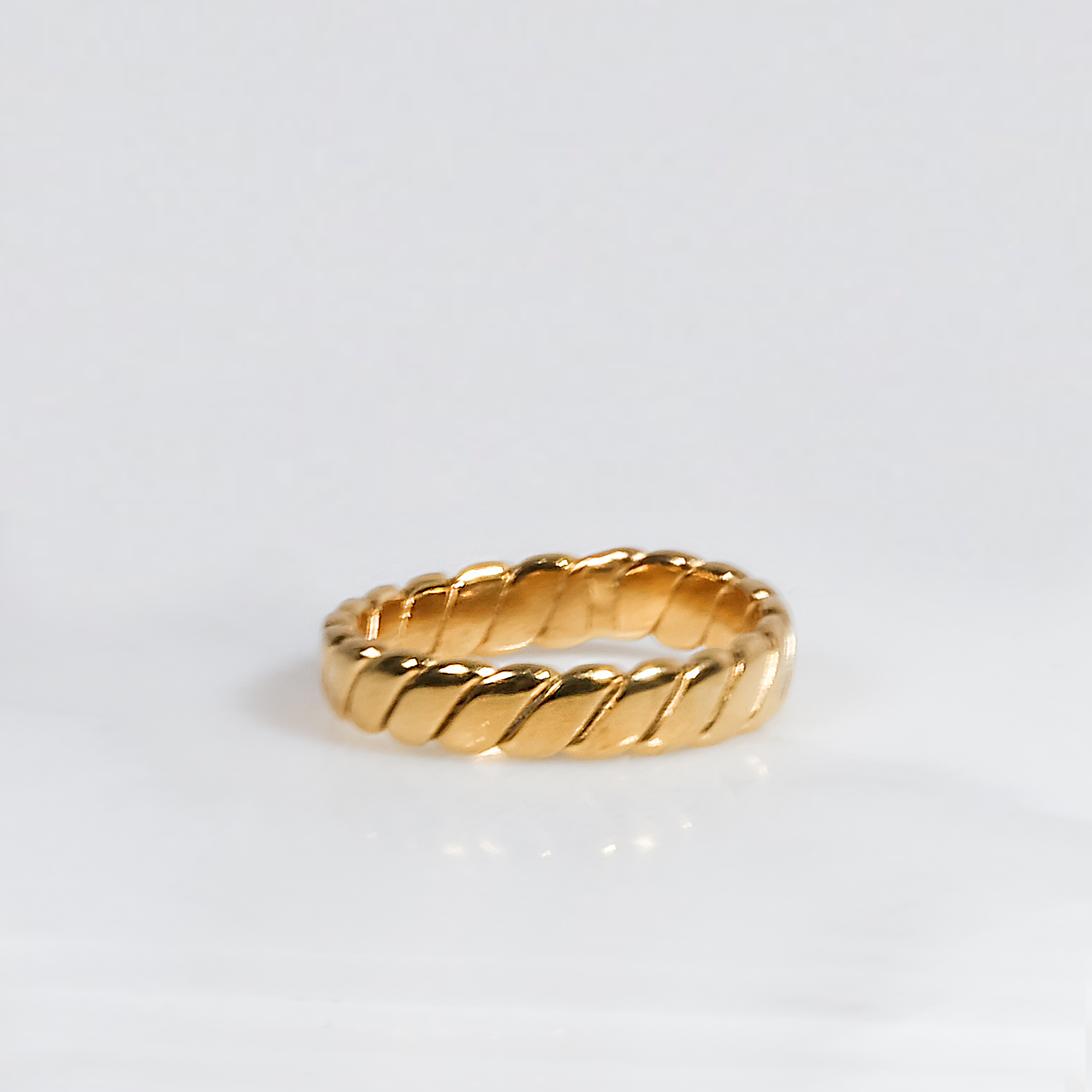 Golden Twist Band