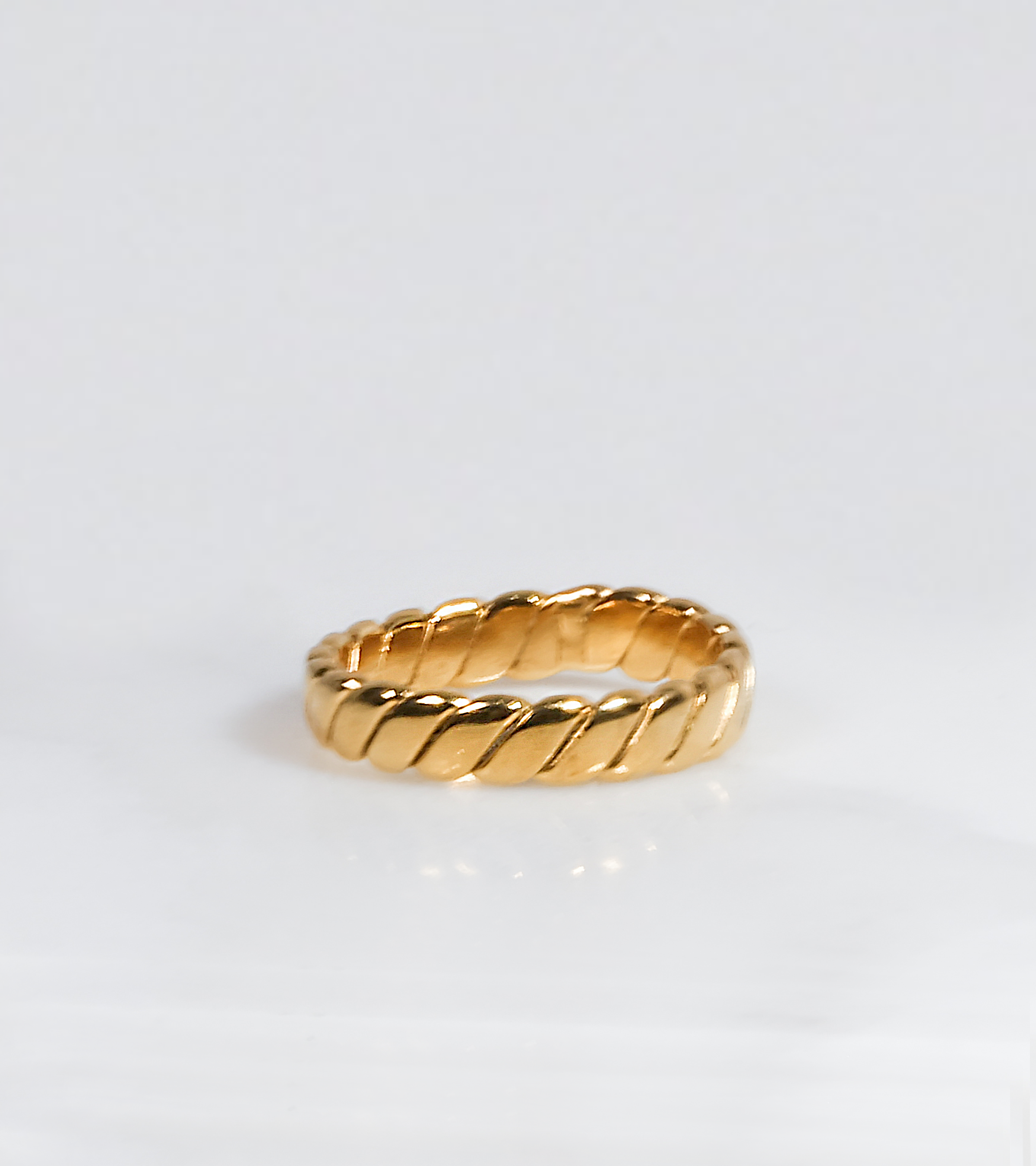 Golden Twist Band