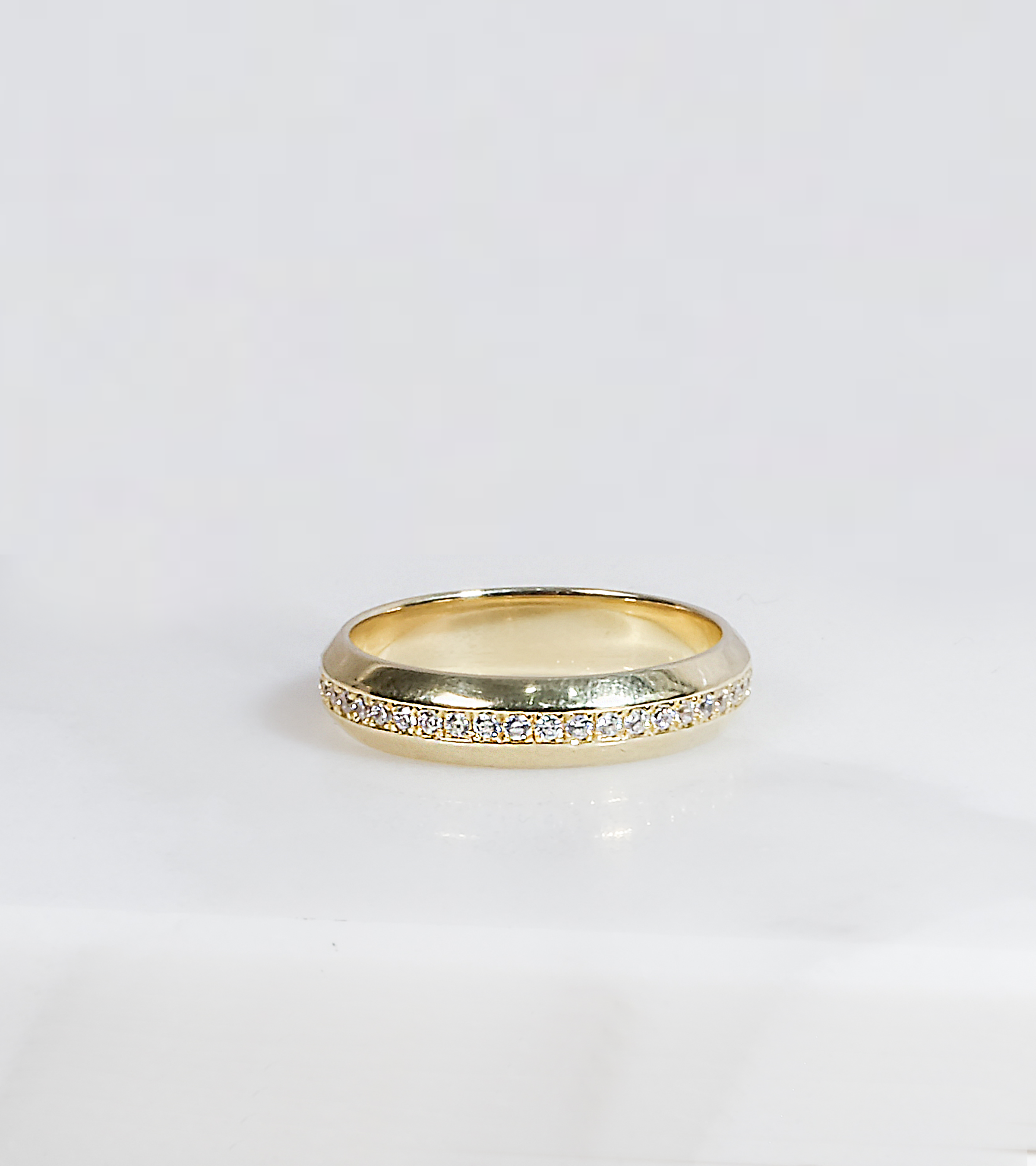 Elegance Diamond Band