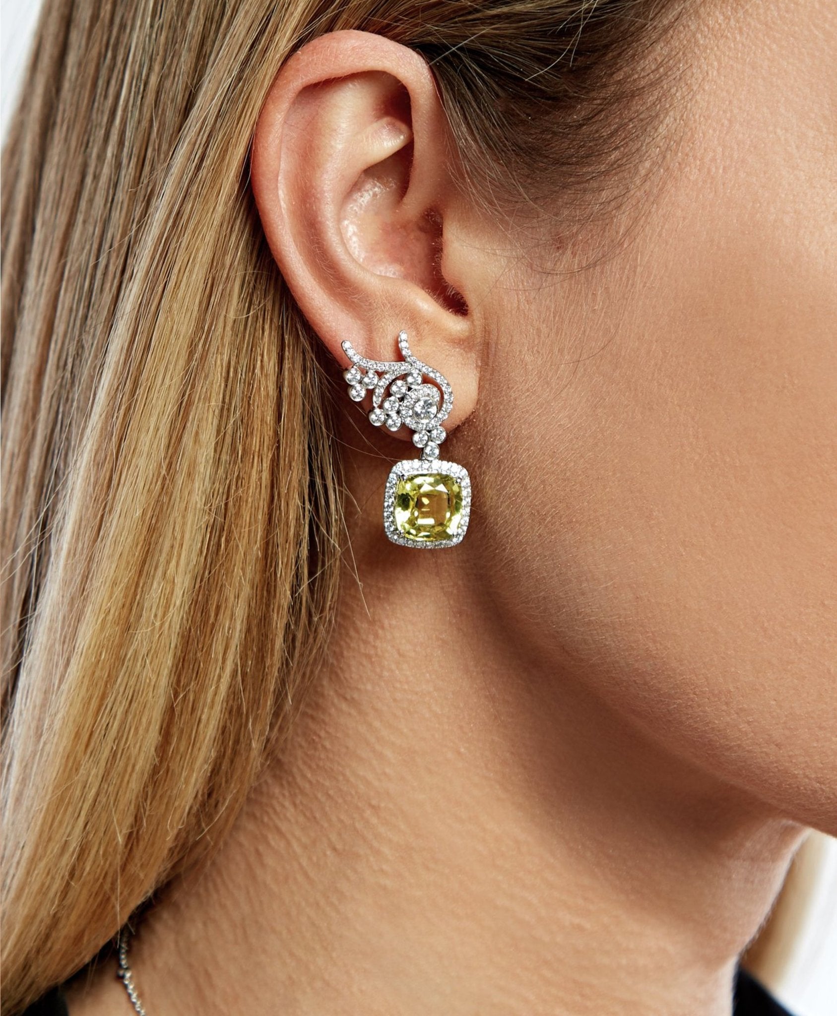 Flora Fancy Yellow Sapphire Detachable Pendant in Solid 18K Gold - Lark and Berry